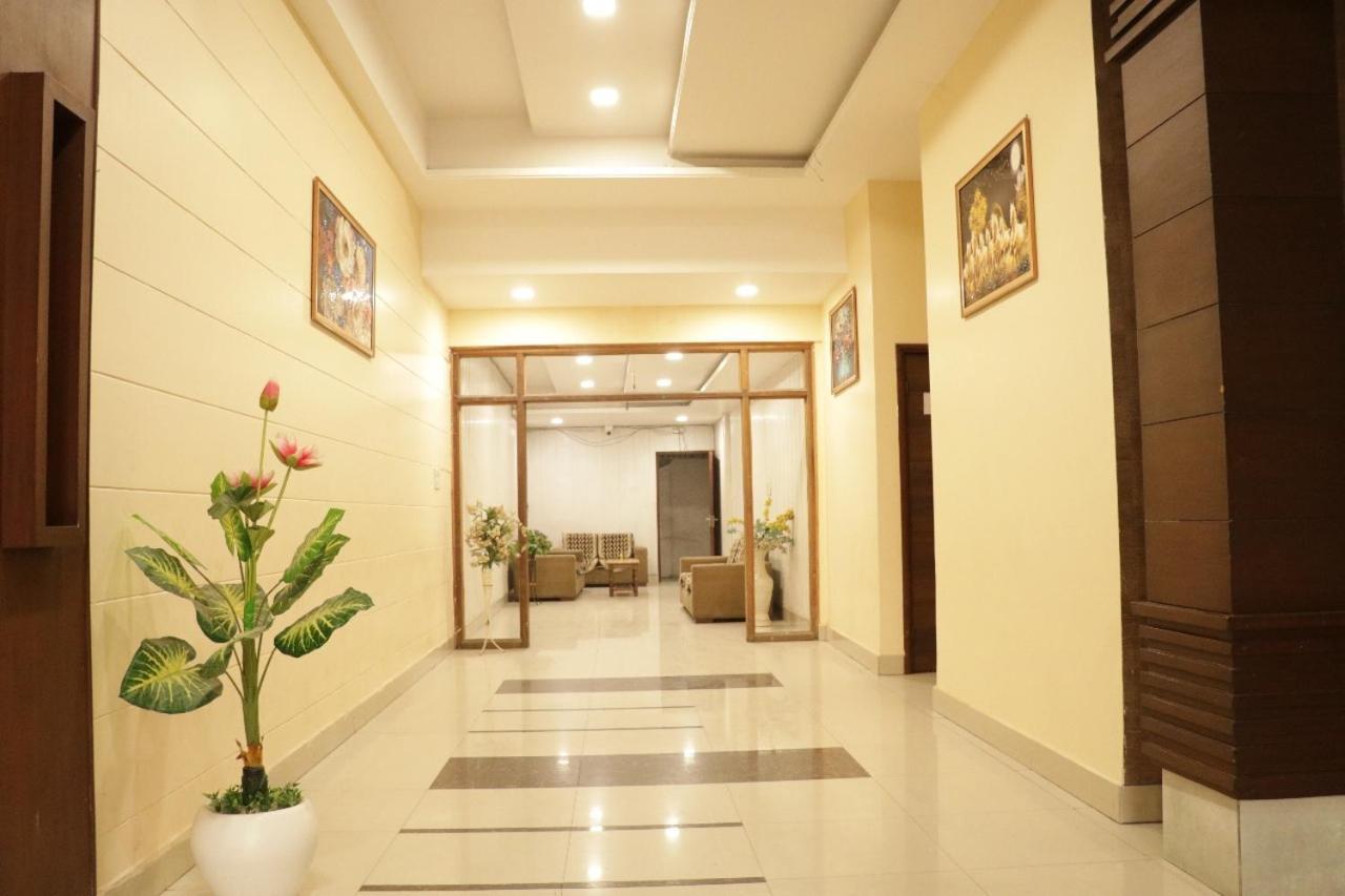 Hotel Royal Palace 贾朗达尔 外观 照片
